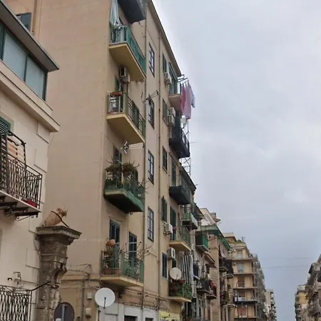 Sturzo House Apartment *